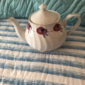 Teapot Red Hat